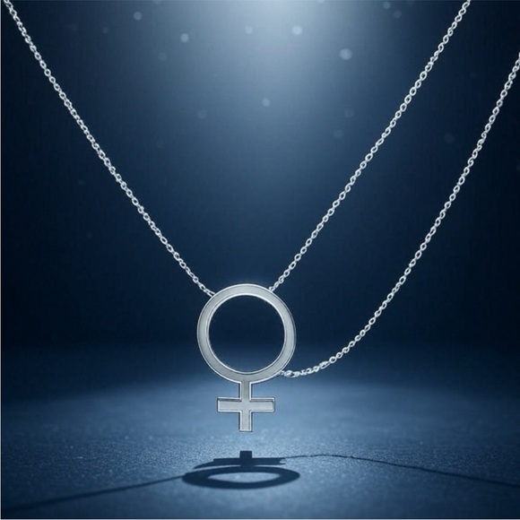 Ethereal Moonstone Handmade Heart Charm Toggle Stainless Steel Bracelet - Picture 7 of 8